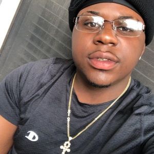 Meet your Posher, Antoine